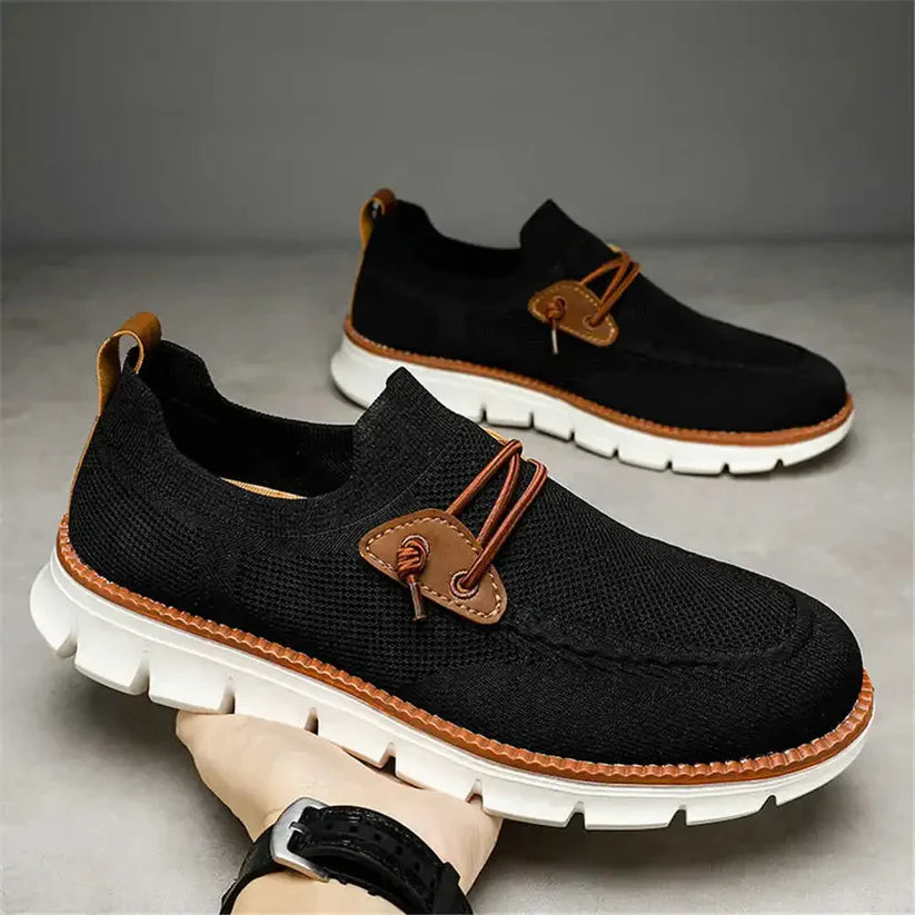 Casual Wide-Fit Comfort Shoes