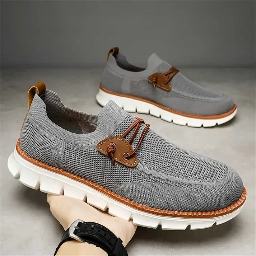 Casual Wide-Fit Comfort Shoes